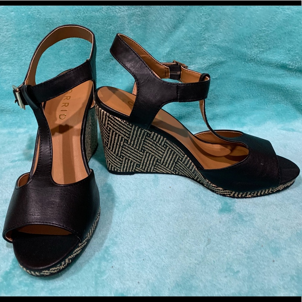Torrid size 9W Wedge Sandals
